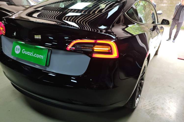 Used Tesla Model 3 2022 Rear-Wheel-Drive Version Exterior 3