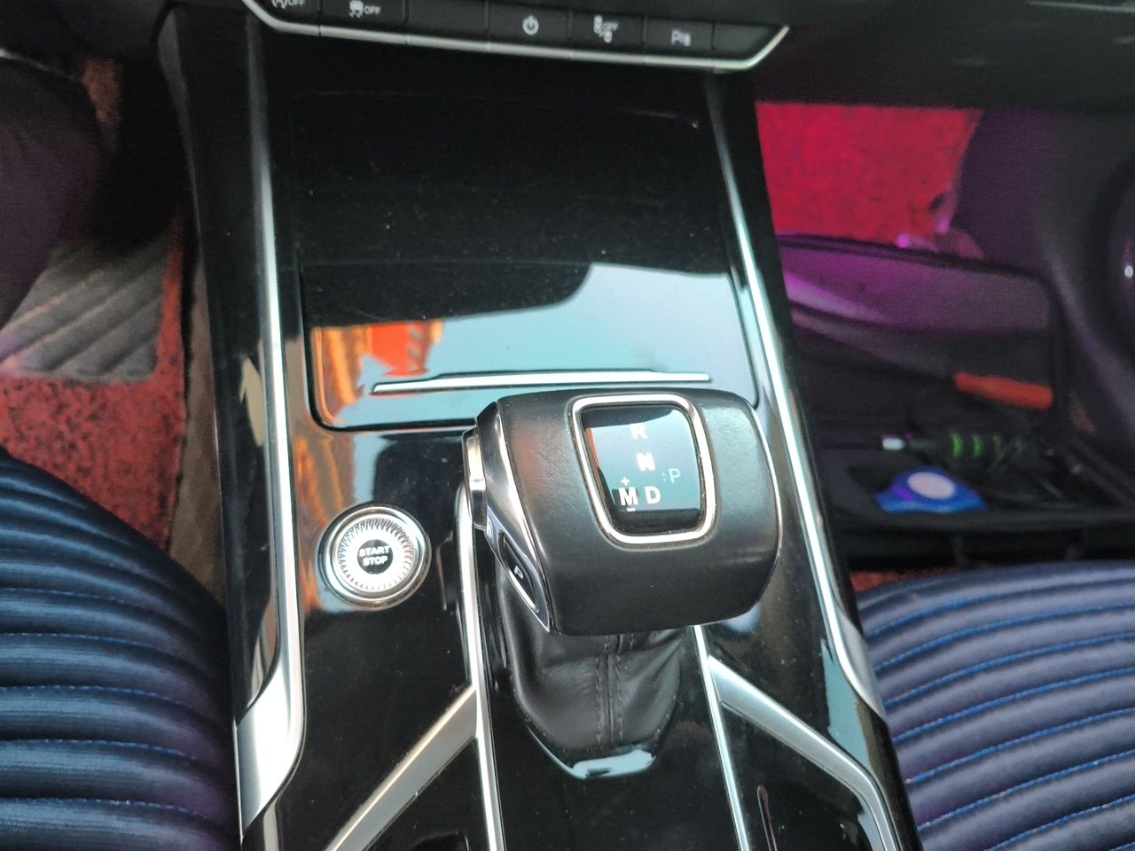Hongqi HS5 2022 2.0T Smart Connect Flagship Edition - Chinese Trim Xiang — снимка 14