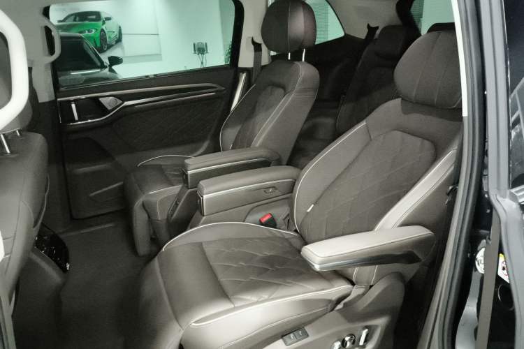 Used Volkswagen Viloran 2020 380TSI Flagship Edition Left Rear Seat