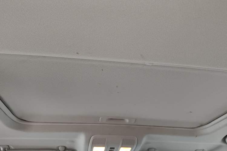 Used Mazda 3 Axela 2017 Sedan 1.5L Automatic Luxury Model Emission Standard China V