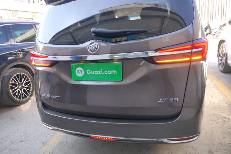 Used Buick GL8 2023 Land Executive Class Smart Enjoyment Model