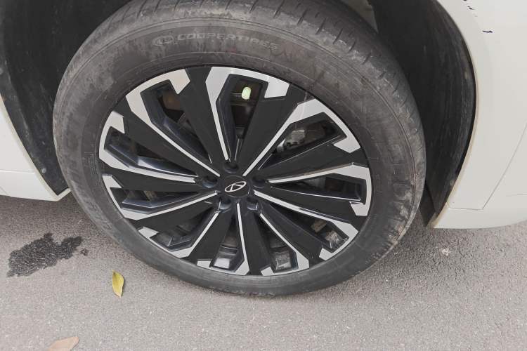 Used Chery Tiggo 9 2023 2.0T Dual-Clutch Two-Wheel Drive Luxury Edition 5 Seats
