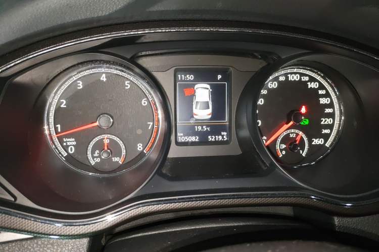 Used Volkswagen Passat 2017 330TSI DSG Luxury Edition
