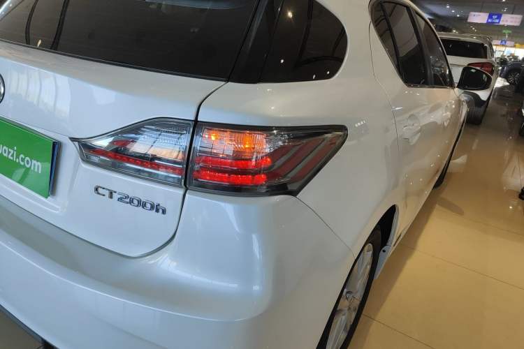 Used Lexus CT 2014 CT200h Elite Edition Monochrome