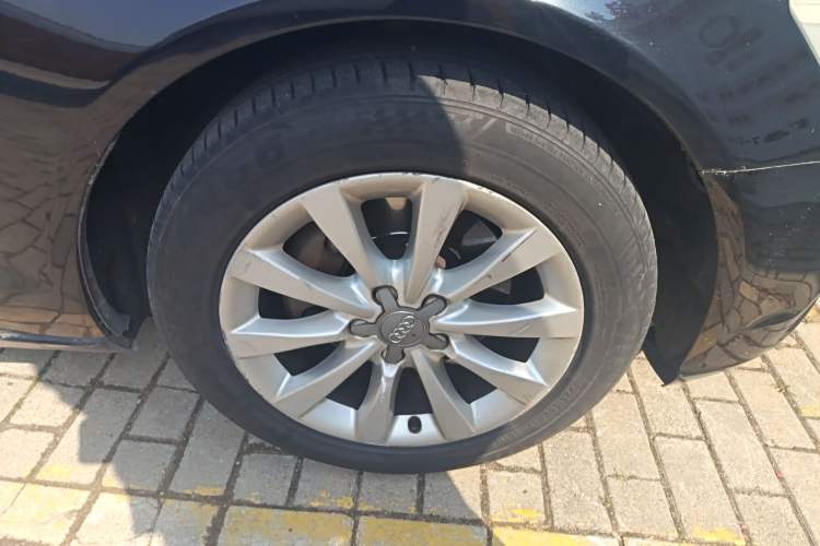 Used Audi A6L 2012 30 FSI Comfort Model
