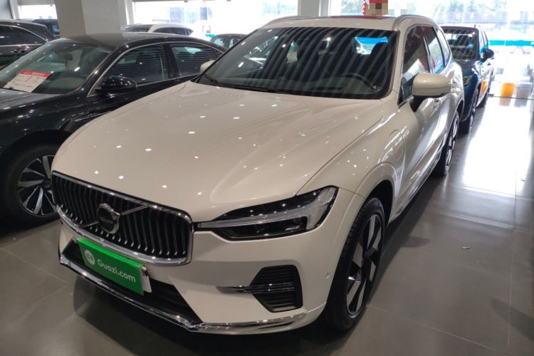 Used Volvo XC60 New Energy 2025 Plug-in Hybrid Long-Range All-Wheel Drive Smart Luxury Edition