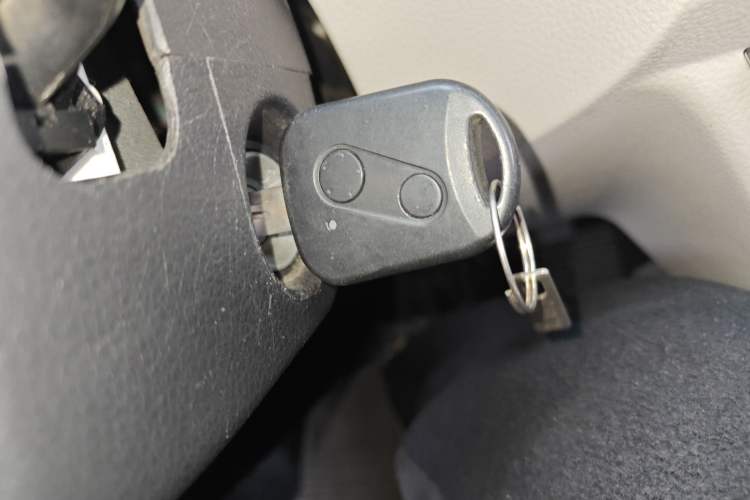 Used Jinbei New Hiace S 2021 1.5L Business-Class Central Air-Conditioned Coach China VI Standard SWC15M Vehicle Key