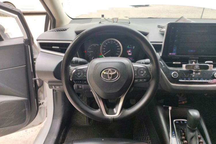 Used Toyota Corolla 2022 Dual-Motor 1.8L E-CVT Pioneer Edition
