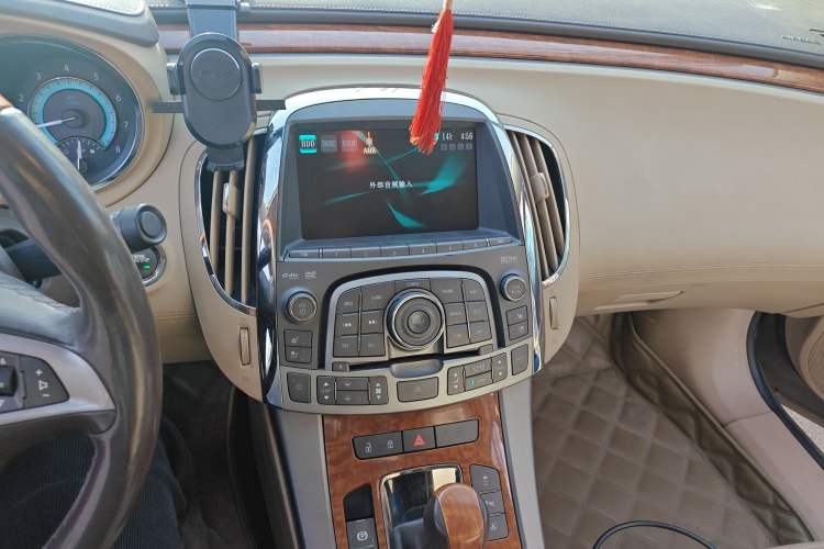 Used Buick LaCrosse 2012 2.4L SIDI Luxury Edition