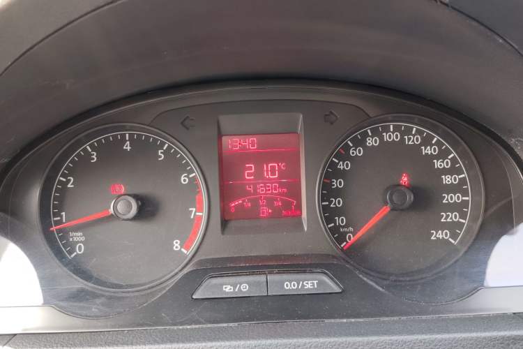 Used Volkswagen Santana 2015 1.4L Manual Fashion Edition
