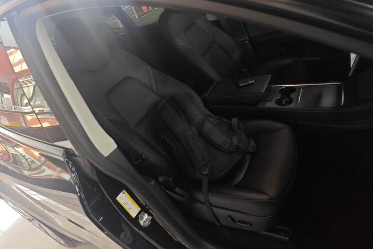 Used Tesla Model Y 2021 Standard Range Rear-Wheel Drive Version