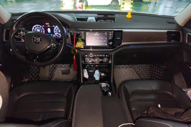 Used Volkswagen Teramont 2017 380TSI Four-Wheel Drive Flagship Edition Center Console