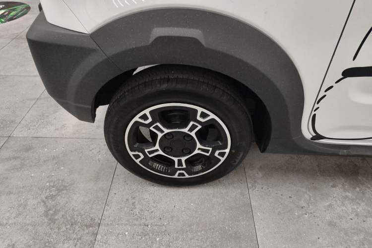 Used Geely Galaxy Panda 2025 210km Panda Rider Right Rear Wheel Hub