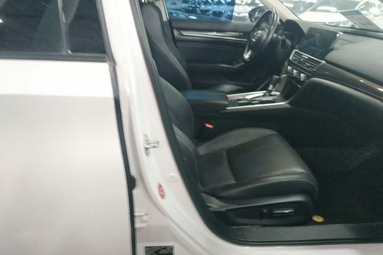 Used Honda Accord 2022 260TURBO Phantom Night · Prestige Edition