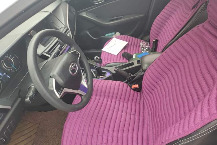 Used Soueast V5 Lingzhi 2015 Plus 1.5L Manual Smart Edition
