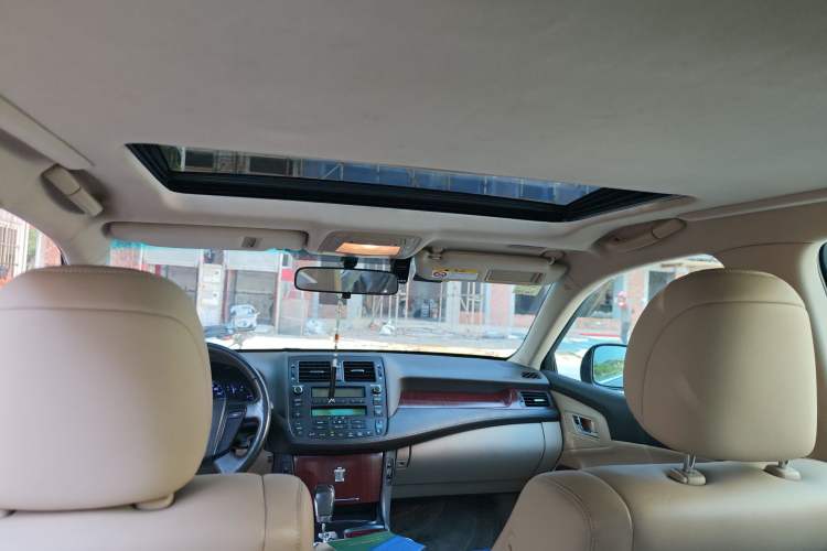 Used Toyota Crown 2010 2.5L Royal Leather Sunroof Edition Headliner