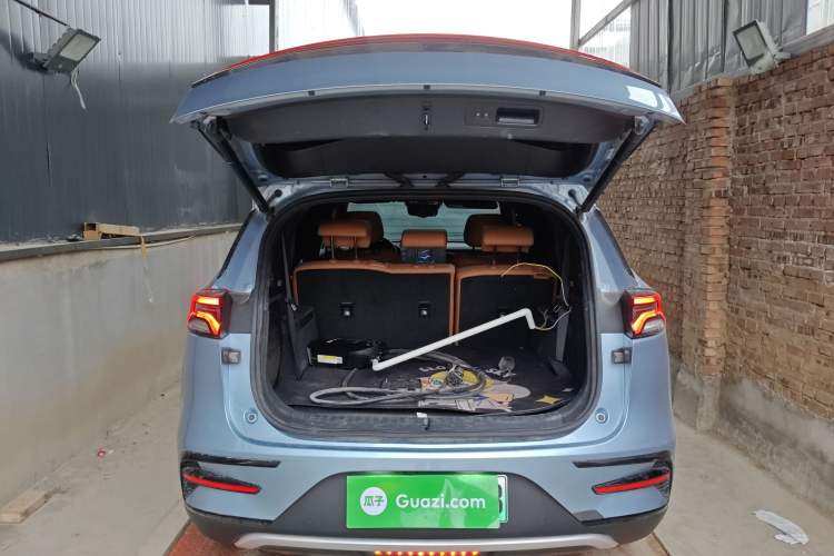 Used BYD Tang New Energy 2023 DM-i Champion Edition 112KM Prestige Model Trunk