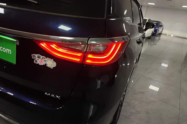 Used BYD Song MAX 2019 1.5T Automatic Smart Connect Ruiyi Sunroof Version 6 Seats China VI Standard