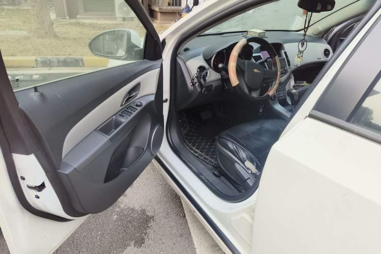 Used Chevrolet Cruze 2013 1.8L SE AT