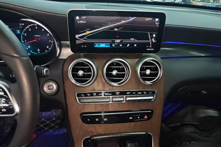 Used Mercedes-Benz GLC 2021 GLC 260 L 4MATIC Luxury Model
