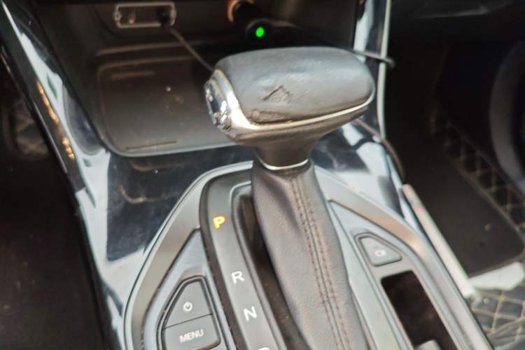 Used GAC Trumpchi GS4 2020 270T Automatic Smart Connectivity Edition Gear Lever