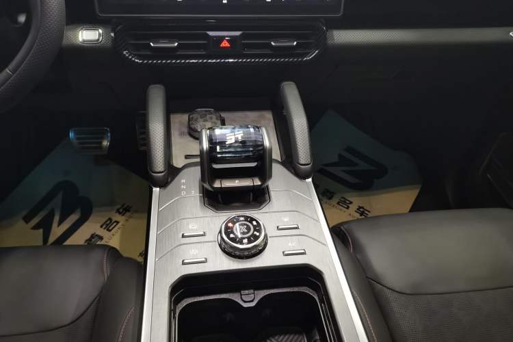 Used JETOUR Traveler 2023 2.0T All-Wheel Drive CrossPRO+