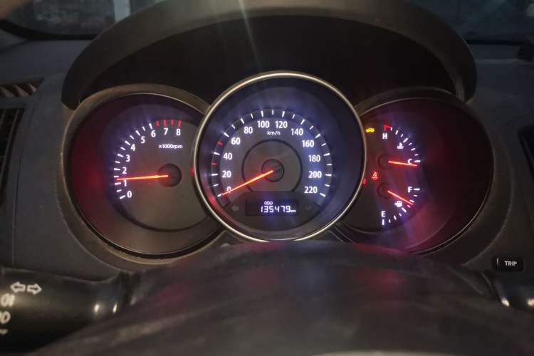 Used Kia Forte 2014 1.6L MT GL
