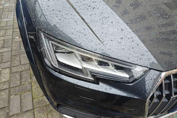 Used Audi A4 2017 45 TFSI allroad quattro Sport model Right Front Headlight