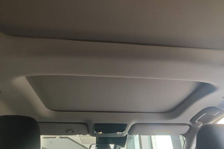 Used Nissan Teana 2022 2.0T XL Enjoyment Edition Headliner