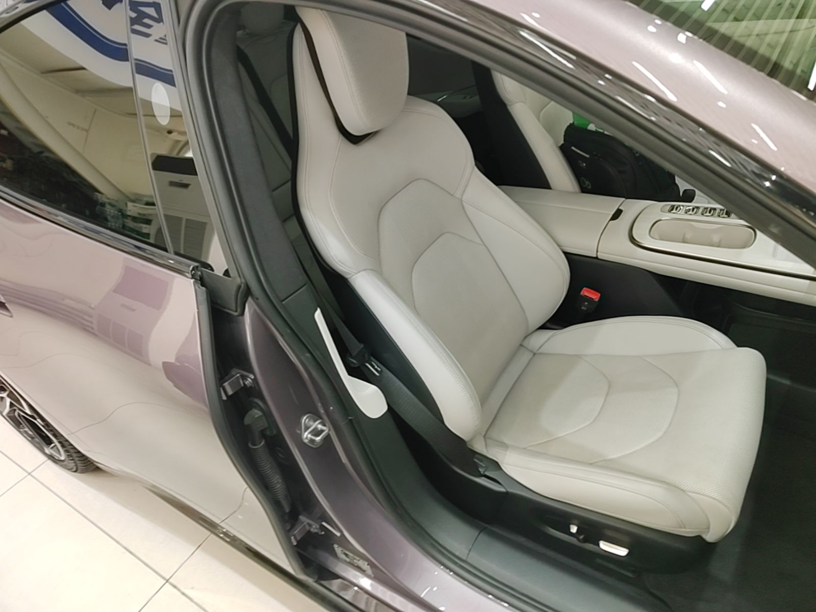 Xiaomi Auto SU7 2024 Four-Wheel-Drive Max Founder's Edition — снимка 19