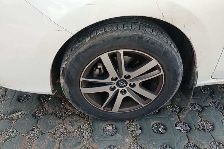 Used Haima V70 2016 2.0L Manual - Comfort Edition 6 Seats
