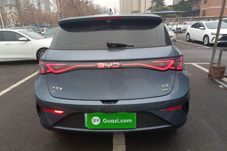 Used BYD Dolphin 2025 Intelligent Driving Version 410 km Fashion Edition
