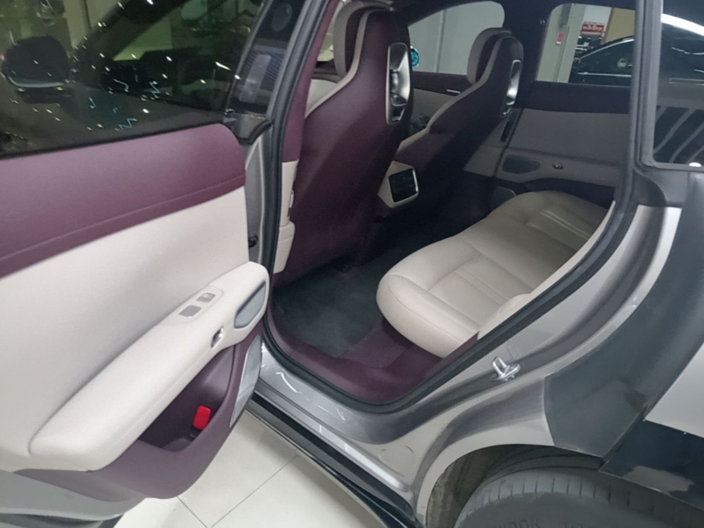 Xiaomi Auto YU7 2025 Ultra-Long Range High-Performance All-Wheel-Drive Max Edition — снимка 20