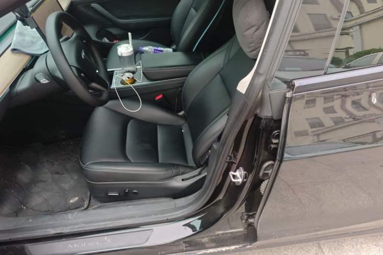 Used Tesla Model 3 2022 Rear-Wheel-Drive Version Left Front Seat