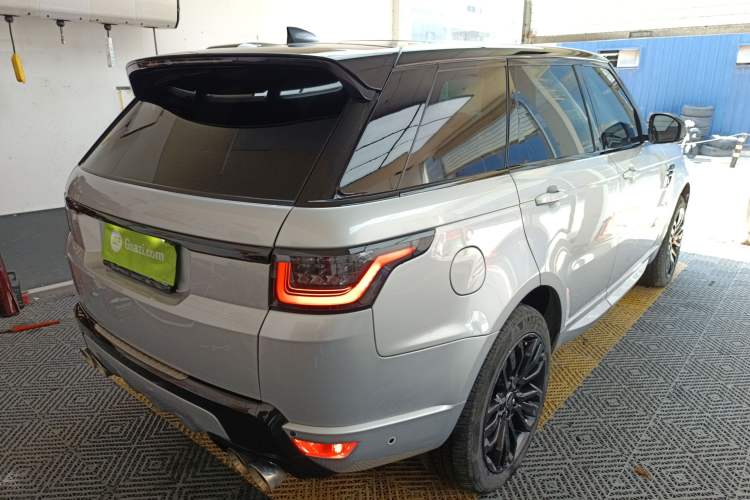 Used Land Rover Range Rover Sport 2021 3.0 L6 YAO Black Edition