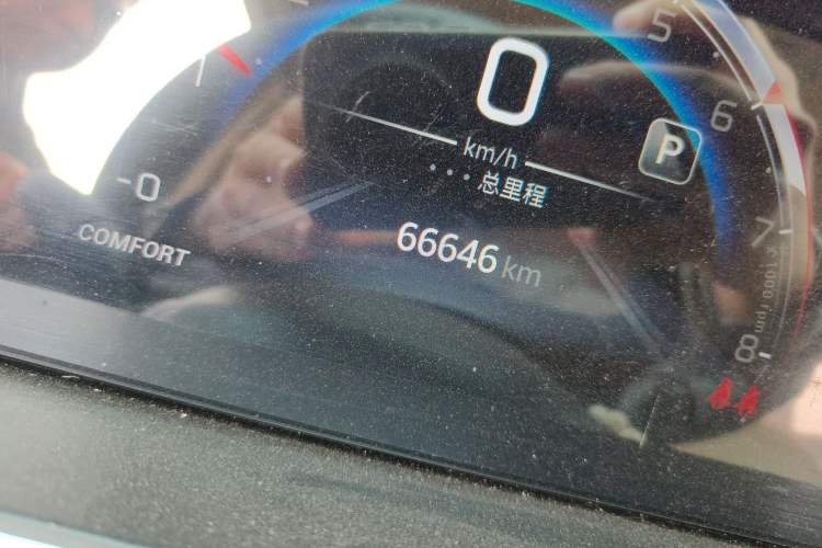 Used GAC Trumpchi M6 2021 PRO 270T Automatic Luxury Edition Odometer Close Up