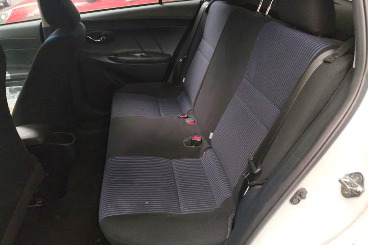 Used Toyota YARiS L Zhi Xuan 2016 Revised Version 1.5G CVT with Dynamic Sunroof
