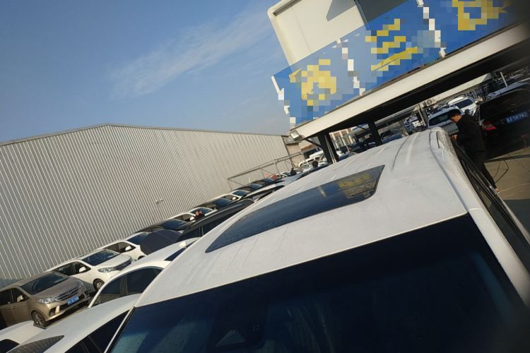 Used SAIC MAXUS G90 2022 2.0T Starry Seven-Seater