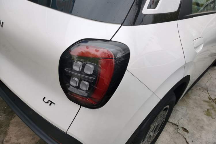 Used AION UT 2025 330 Starlight Edition