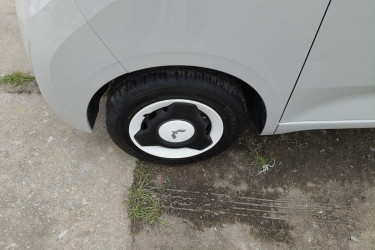 Used Wuling Hongguang MINIEV 2024 3rd Generation 215km Youth Edition Exterior 4