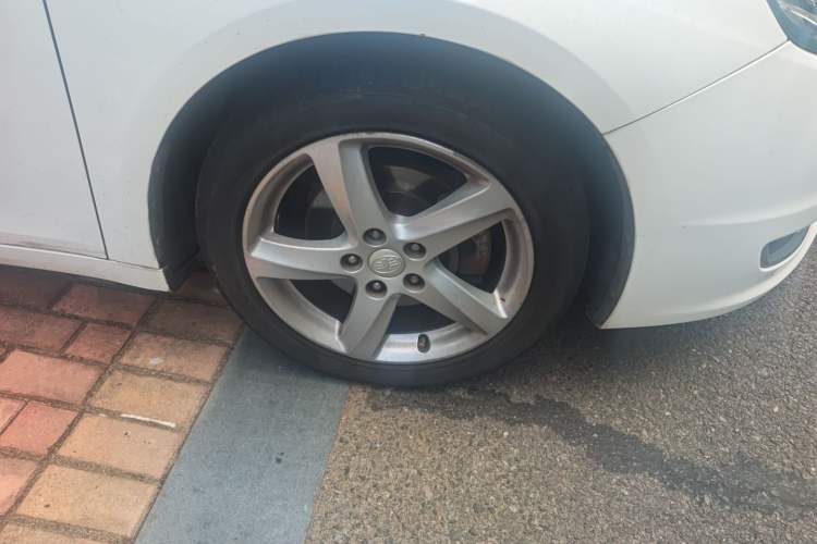 Used Bestune B70 2016 2.0L automatic Comfort trim level
