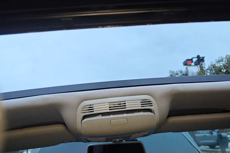 Used Volkswagen Magotan 2013 1.8TSI Premier Model
