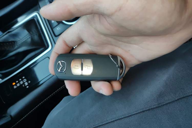 Used Mazda CX-4 2016 2.0L Automatic 2WD Blue Sky Luxury Edition