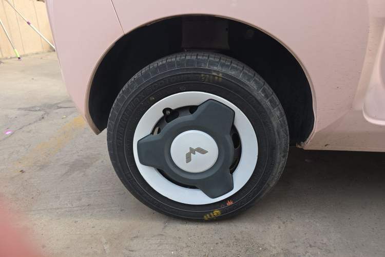 Used Wuling Hongguang MINIEV 2022 Macaron Premium Model – Lithium Iron Phosphate