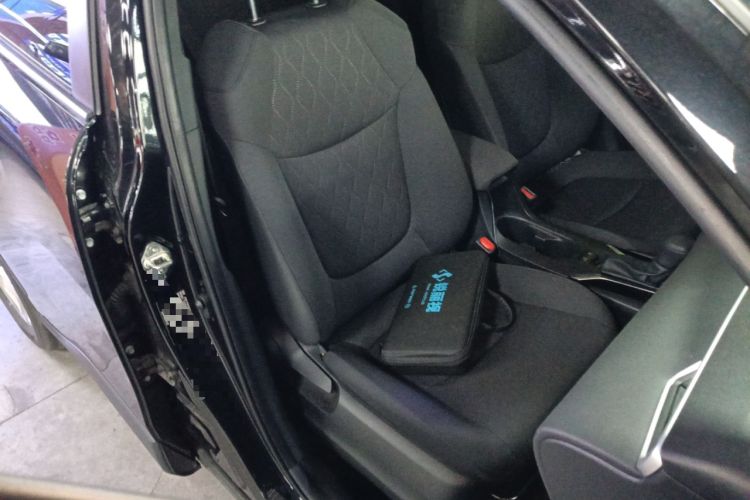 Used Toyota Corolla Cross 2024 2.0L Pioneer Edition
