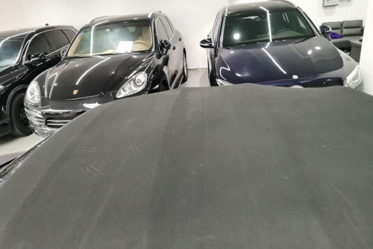 Used BMW 2 Series 2017 220i Convertible Coupe Leading Model
