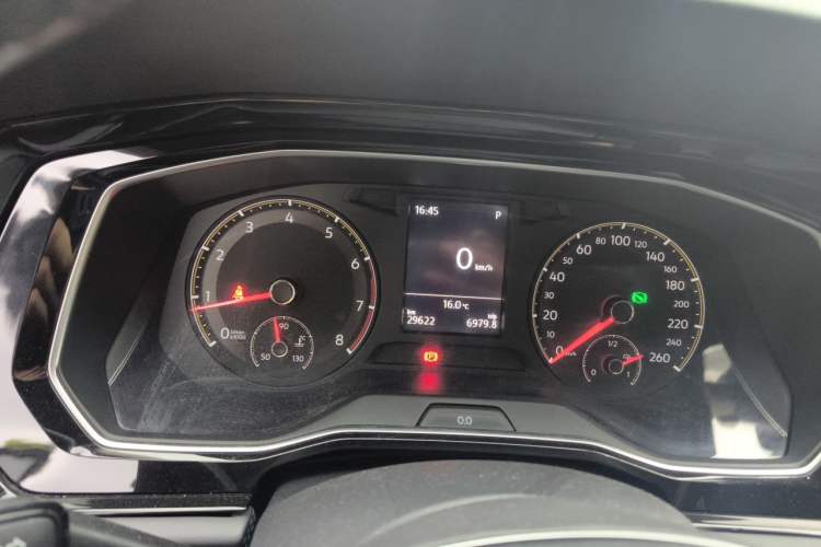 Used Volkswagen Sagitar 2020 280TSI DSG Comfort Version China VI Standard Instrument Cluster