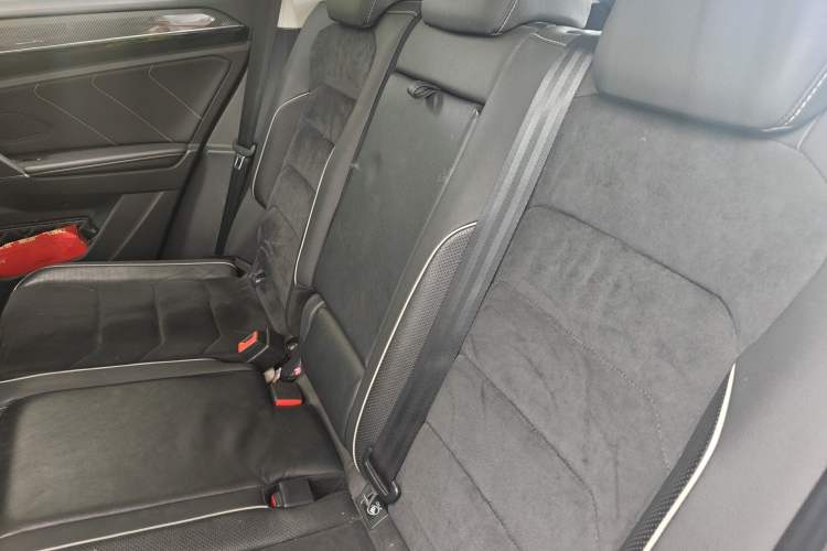 Used Volkswagen Tayron 2019 380TSI Four-Wheel Drive Prestige Version China V Standard Left Rear Seat