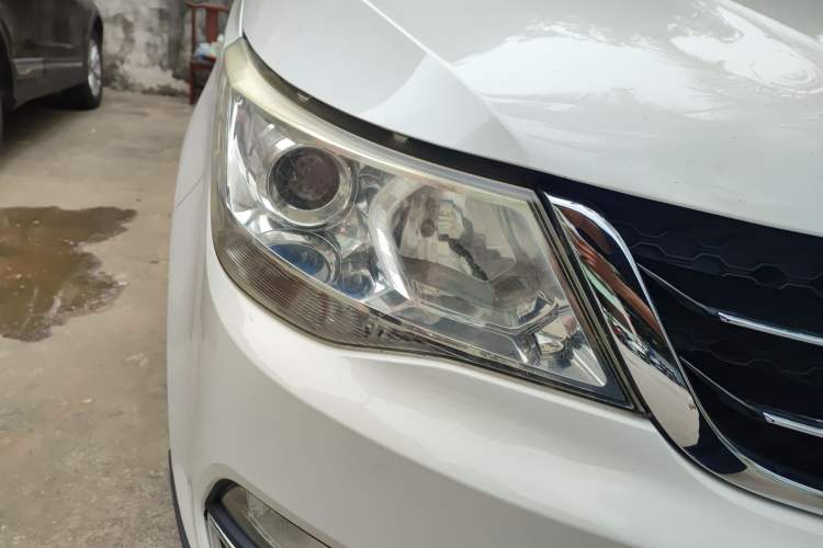 Used Baojun 730 2016 1.5T Manual Comfort Version 7 Seats