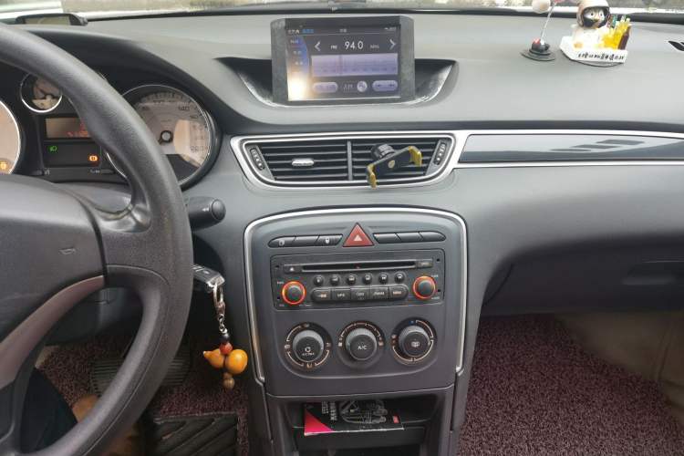 Used Peugeot 308 2012 1.6L Manual YouShang Edition
